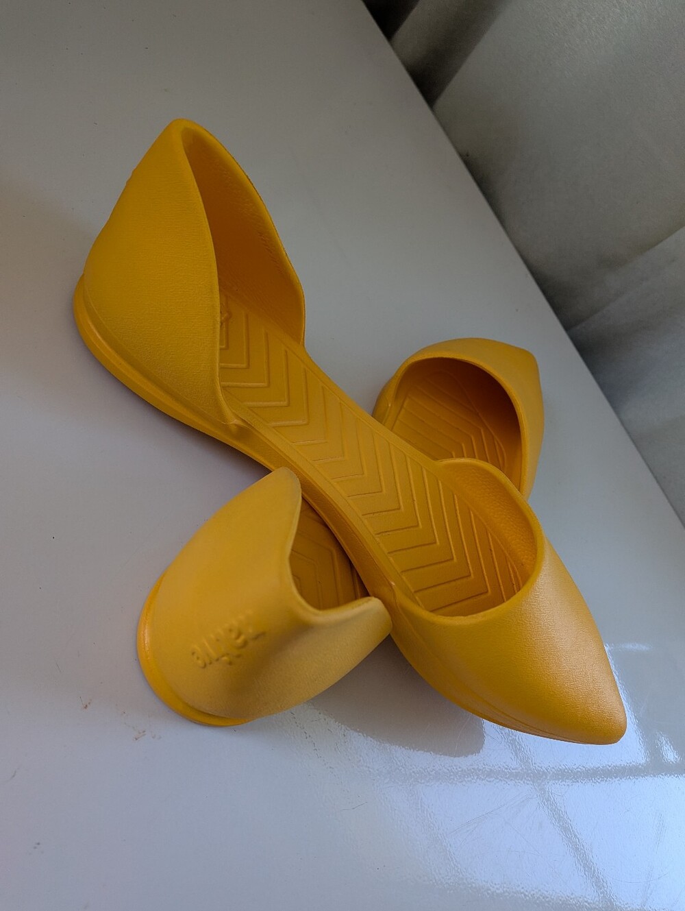 Yellow Women's Pointed Toe Slip-On Flats